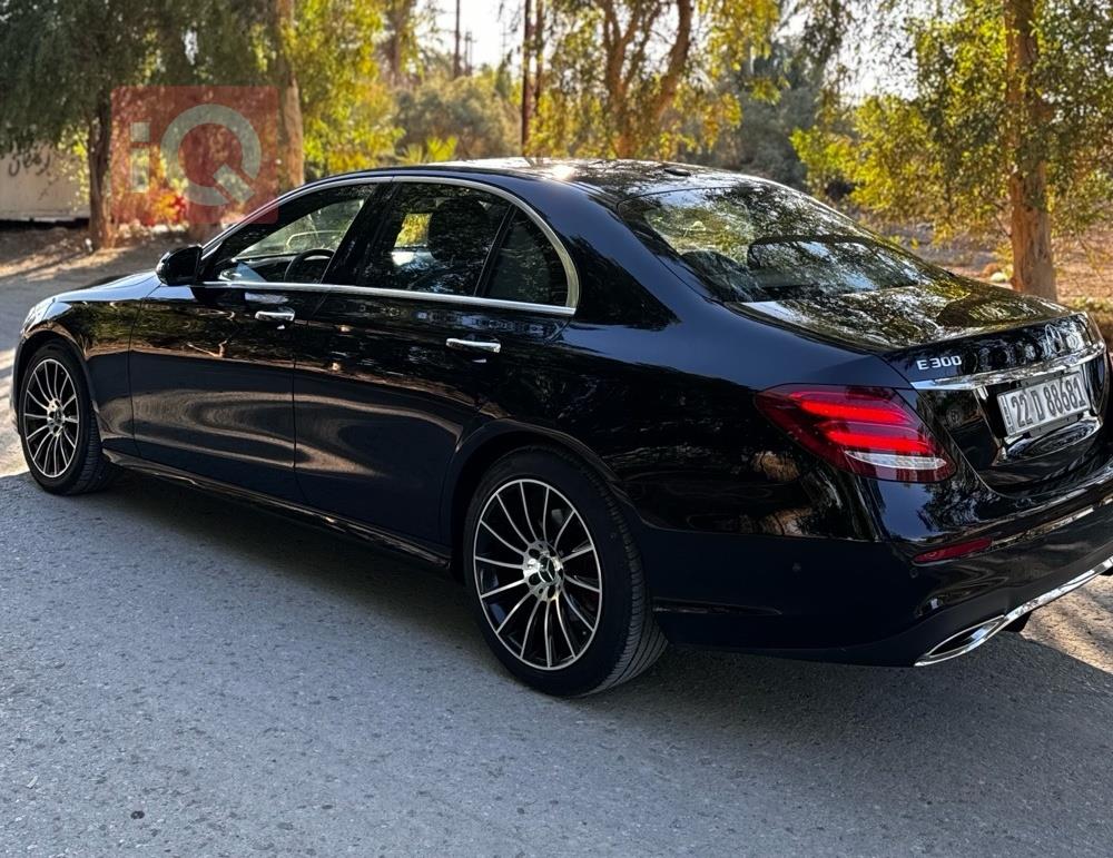 مرسيدس بنز E-Class